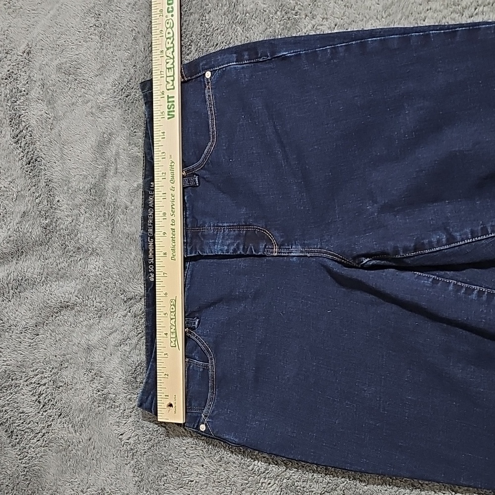 Chico's So Slimming Girlfriend Ankle Dark Wash Jean Size 1.5 Medium US Size 10 - Picture 2 of 9